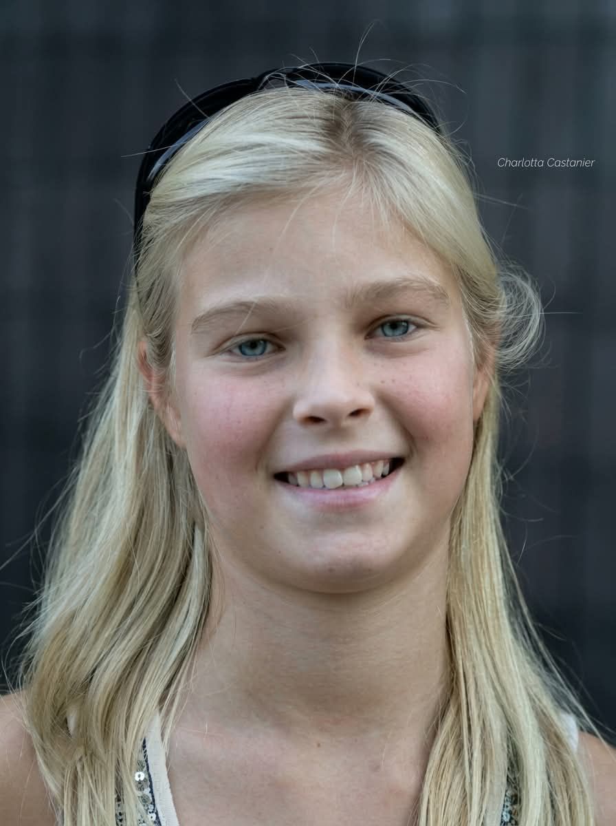 Tilly Smith, a 10-year-old girl, saves 100 people from a tsunami