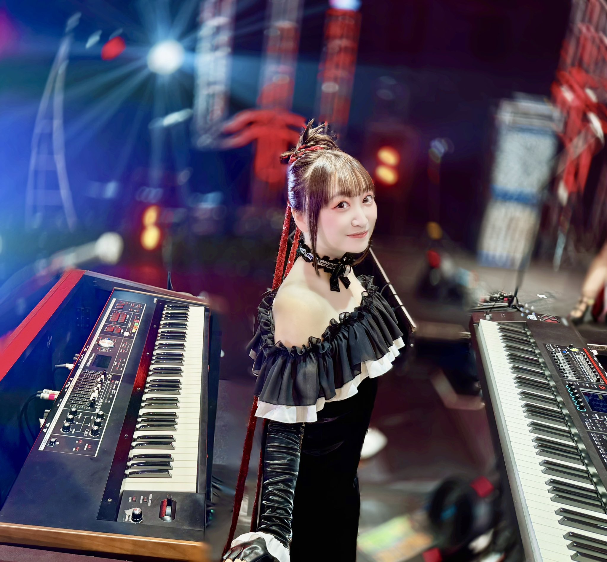 めいしゃん 😊😃😘🥰😍🌺🪭🎤🌙⚙️🎸🔥 Merm4idとAve Mujicaの