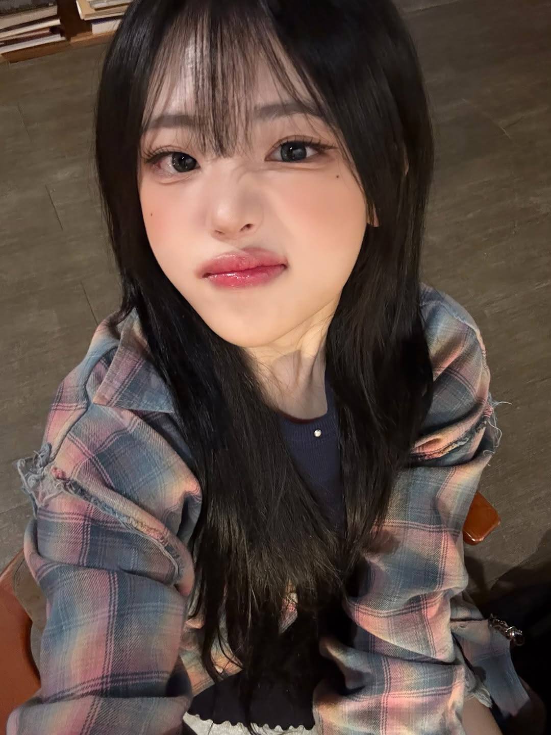 📷 | #Hina a collection of photos #QWER #HINA #히나 #큐더블유이알