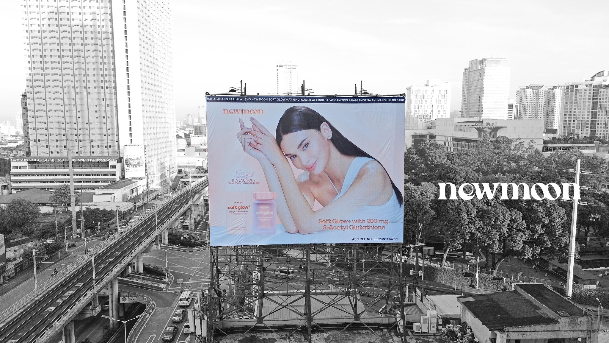 glutathione endorsed by gabby concepcion beautyisMORE has arrived! 🧡✨ Pia Wurtzbach now graces the city's skyline on Soft Glow+ billboards along 𝐂𝟓 𝐑𝐨𝐚𝐝 𝐊𝐚𝐥𝐚𝐲𝐚𝐚𝐧 and 𝐄𝐃𝐒𝐀 𝐏. 𝐓𝐮𝐚𝐳𝐨𝐧—a radiant vision redefining what true, confident glow looks like elastyczność