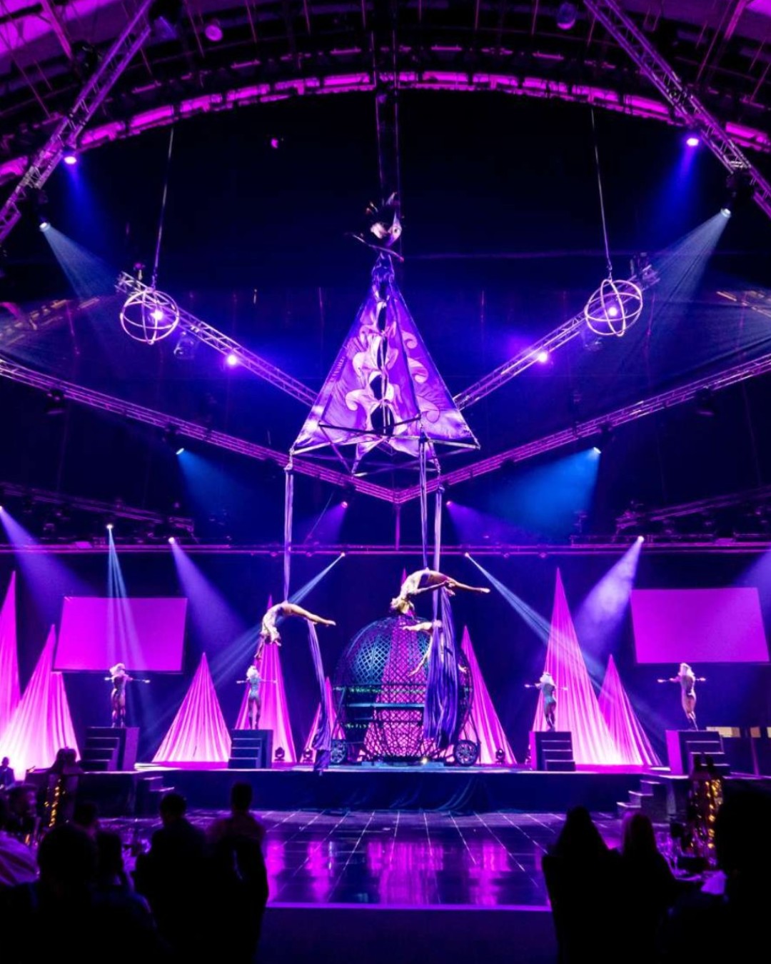 MK Christmas Parties | Milton Keynes