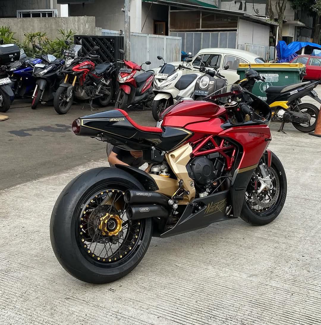 MV Augusta 💥🔥 . . . . . . . #riders #yamaha #zx10r #kawasaki