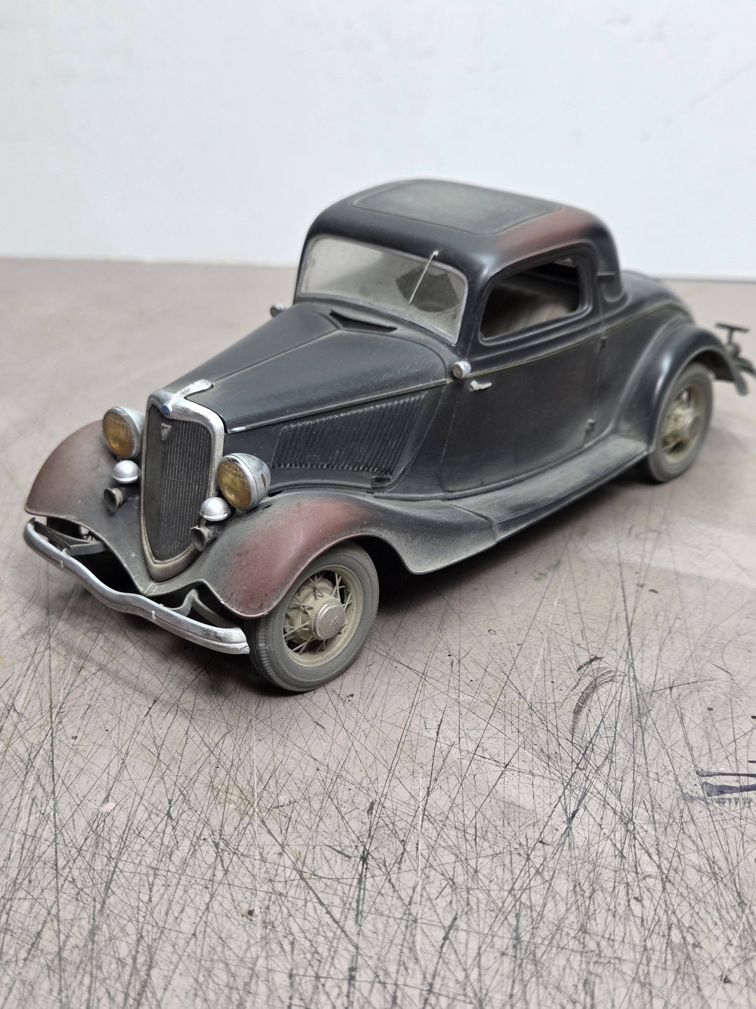 Monogram 1/24.