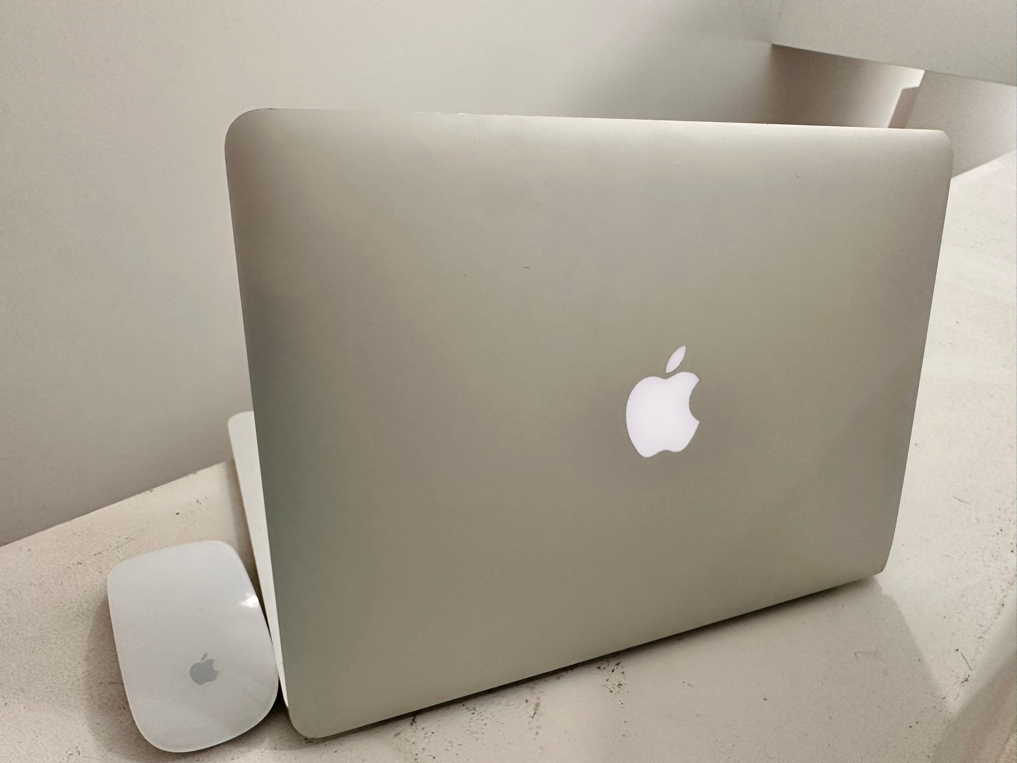 Macbook Air with Magic Mouse for sale in Budapest