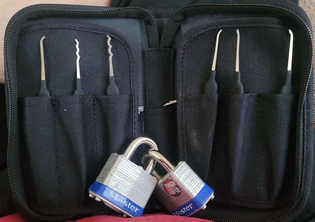 Lock - Picks just came in, free locks from work, here we go! After ...