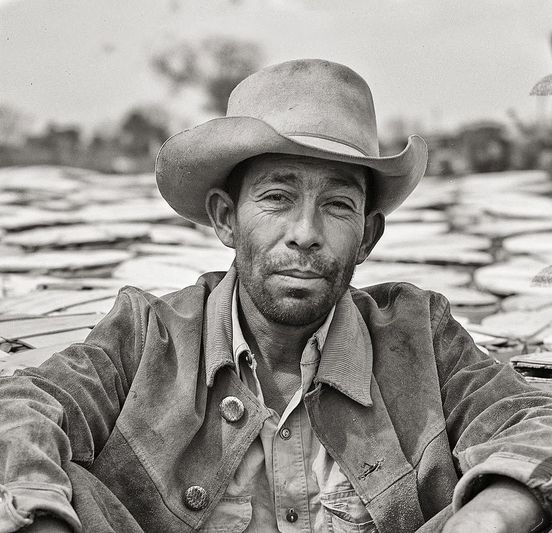 Historic - This powerful image, captured by renowned photographer ...