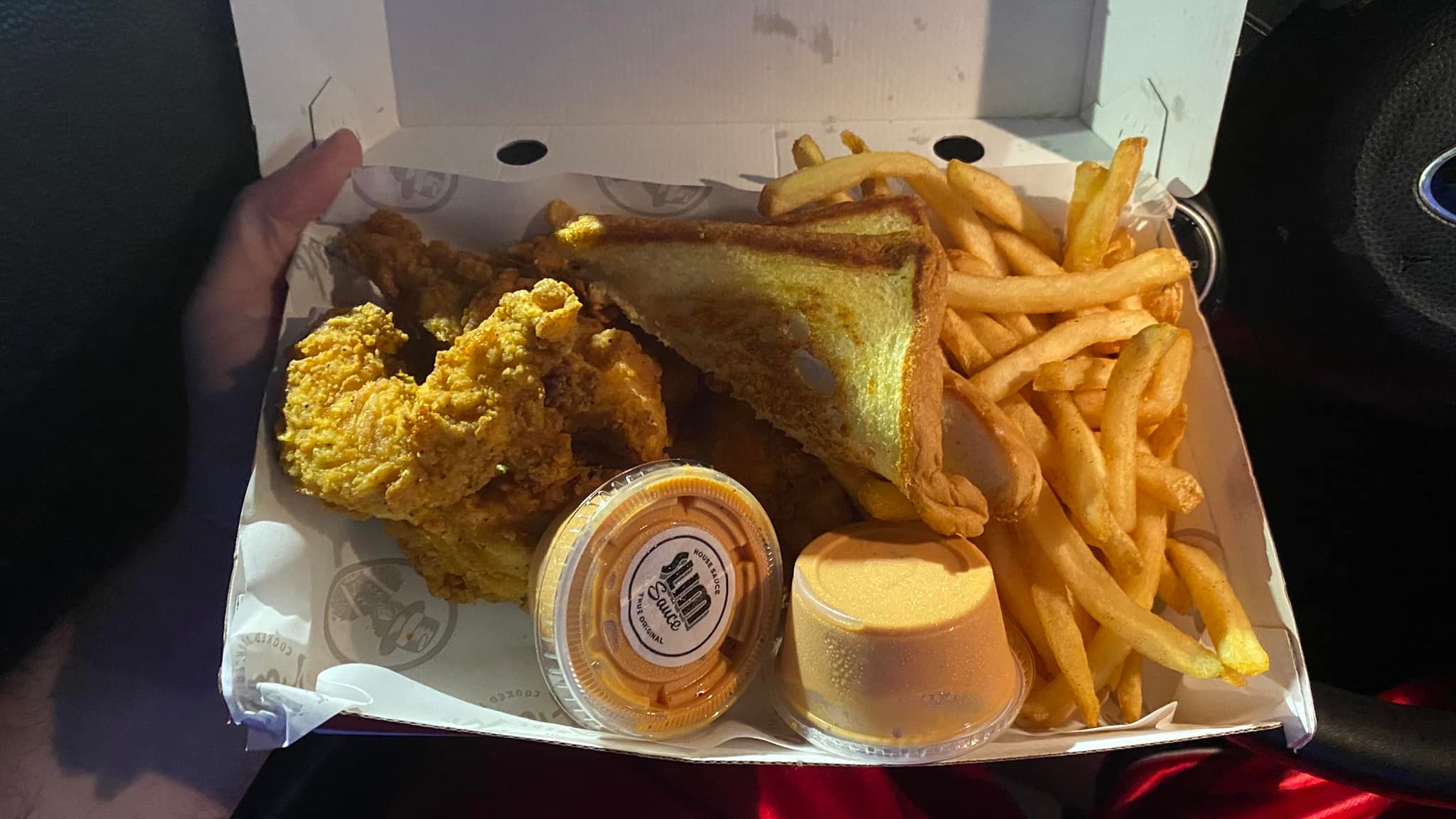 Slim Chickens 3 pc box is delicious