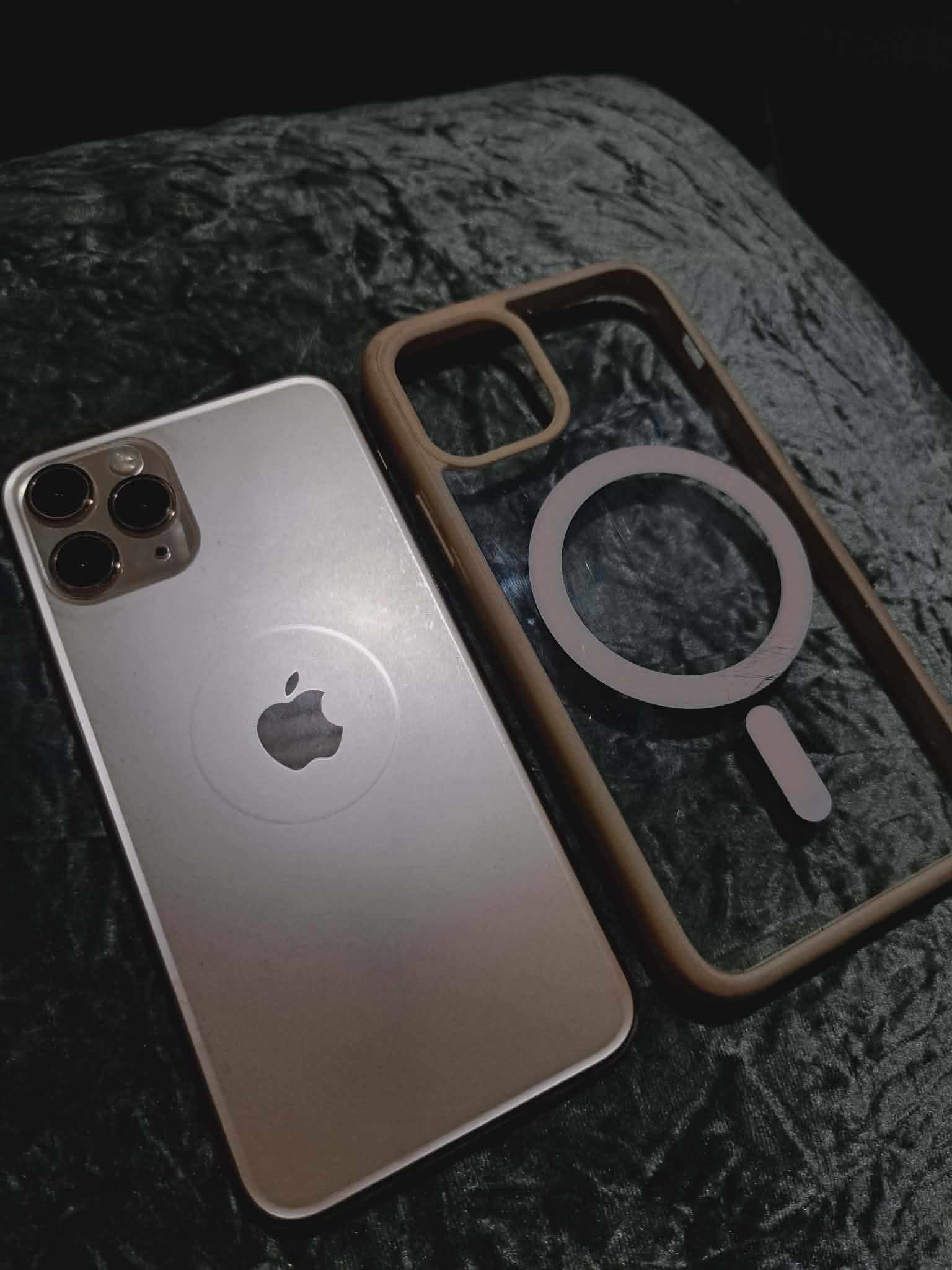 FS/SWAP IPHONE 11 256GB TRUETONE✓ FACE ID ✓ F.U (ANYSIM)✓ 100BH