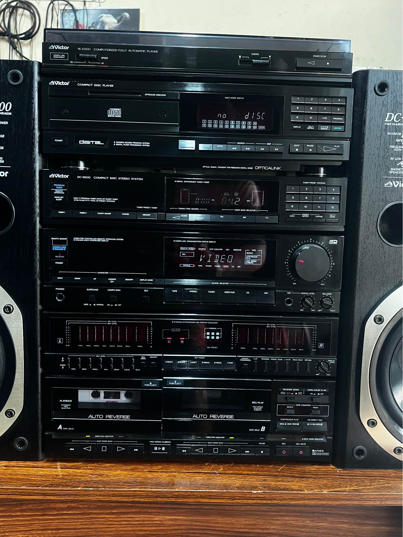 The Victor DC-5500 is a vintage stereo component system that