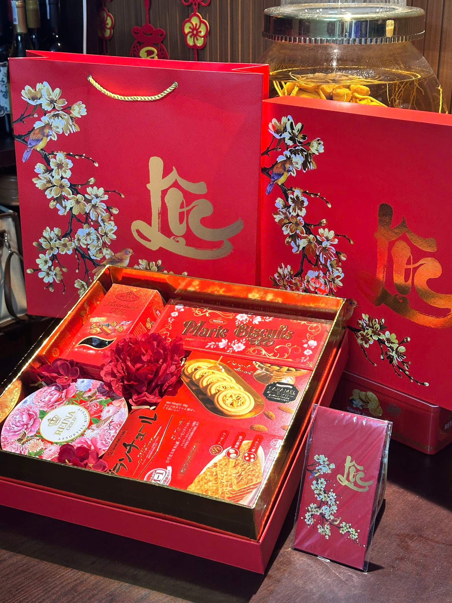 Regal Gift - Hộp Quà Tặng | Ho Chi Minh City