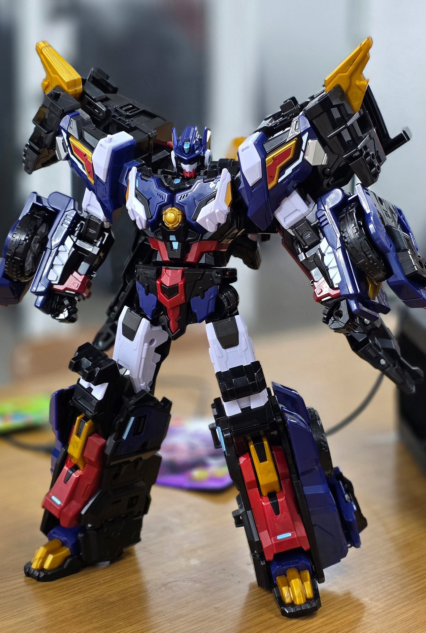 Metal Cardbot Mini Special Force Legacy Tyranno Thunder