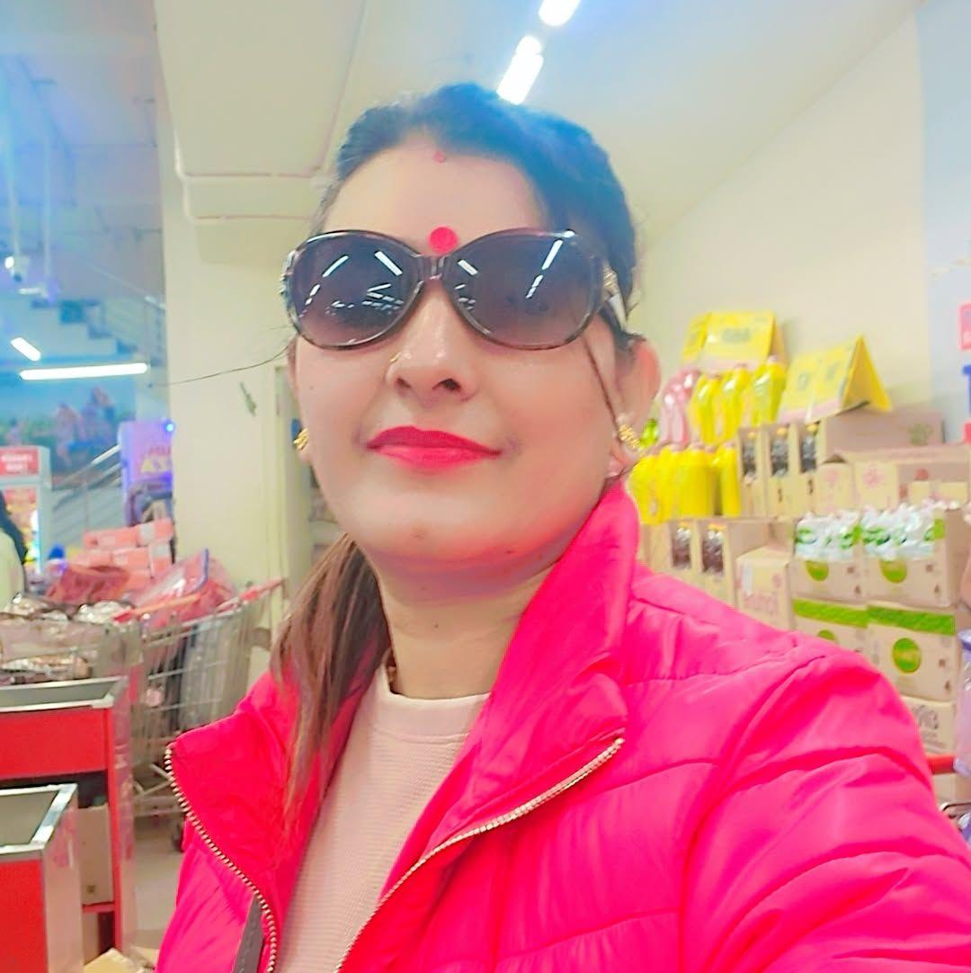 Mini Vlogger Divya