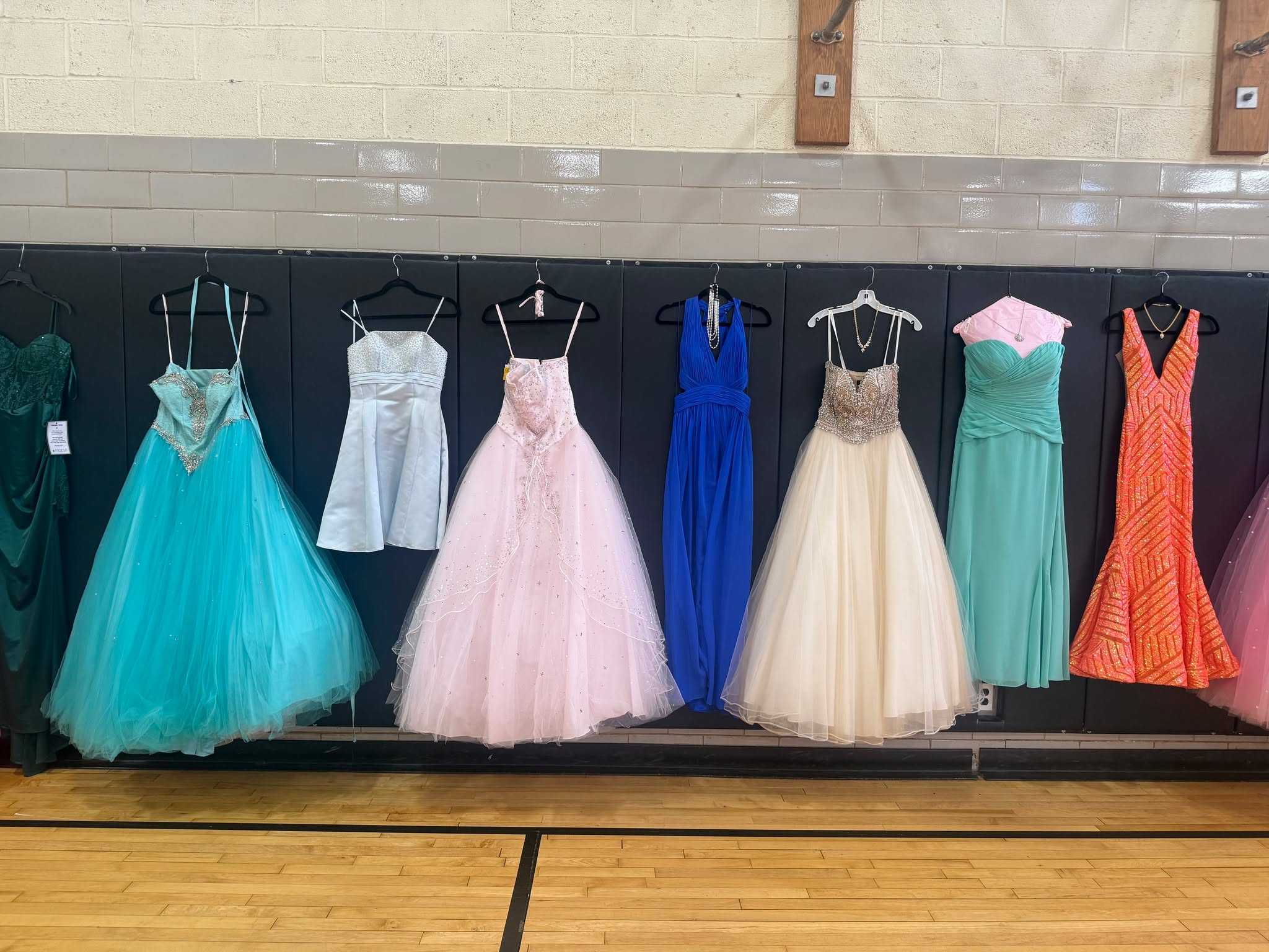 prom dresses huntington beach Successful dress search in Size:XXS (0) Keri perry women's black styleattribute-low rise Wedding dress