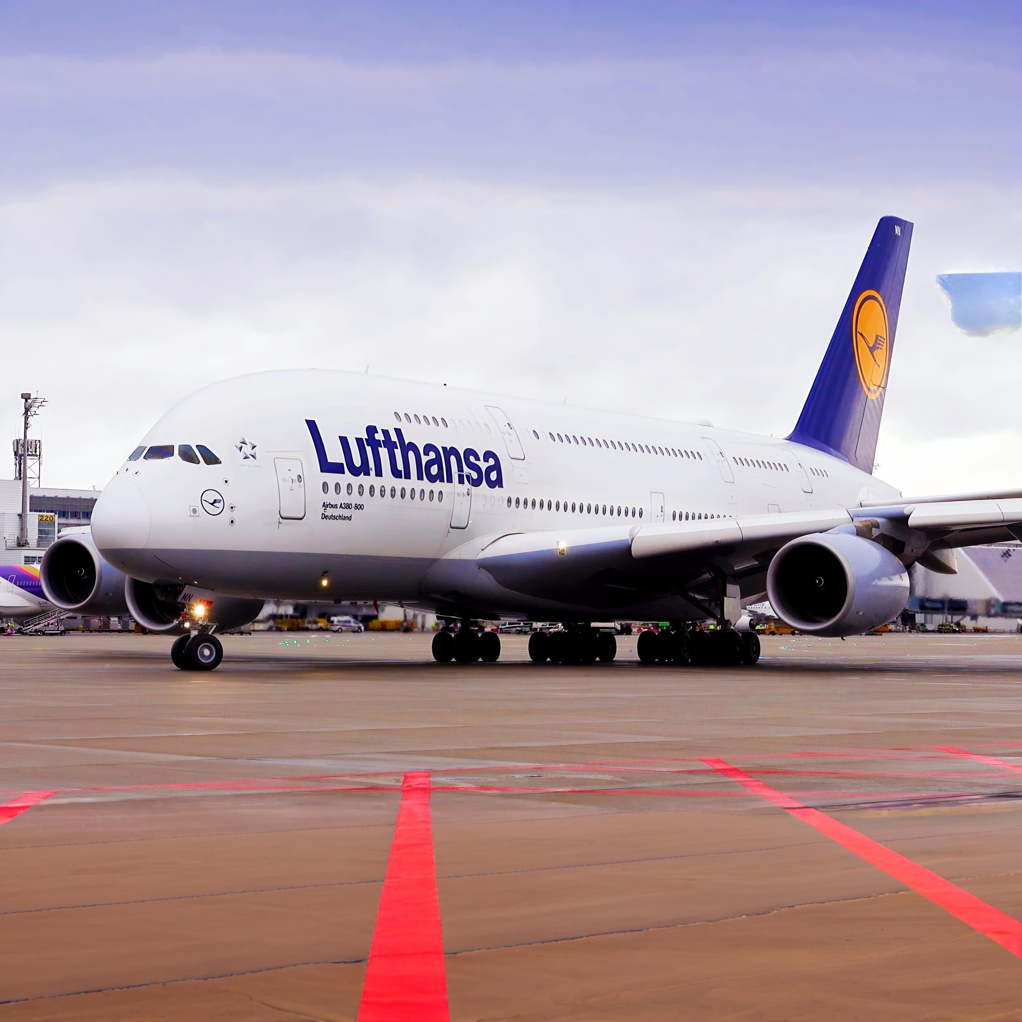 ⭐ Lufthansa 11.1 years old Airbus A380-800 (D-AIMC) at New York