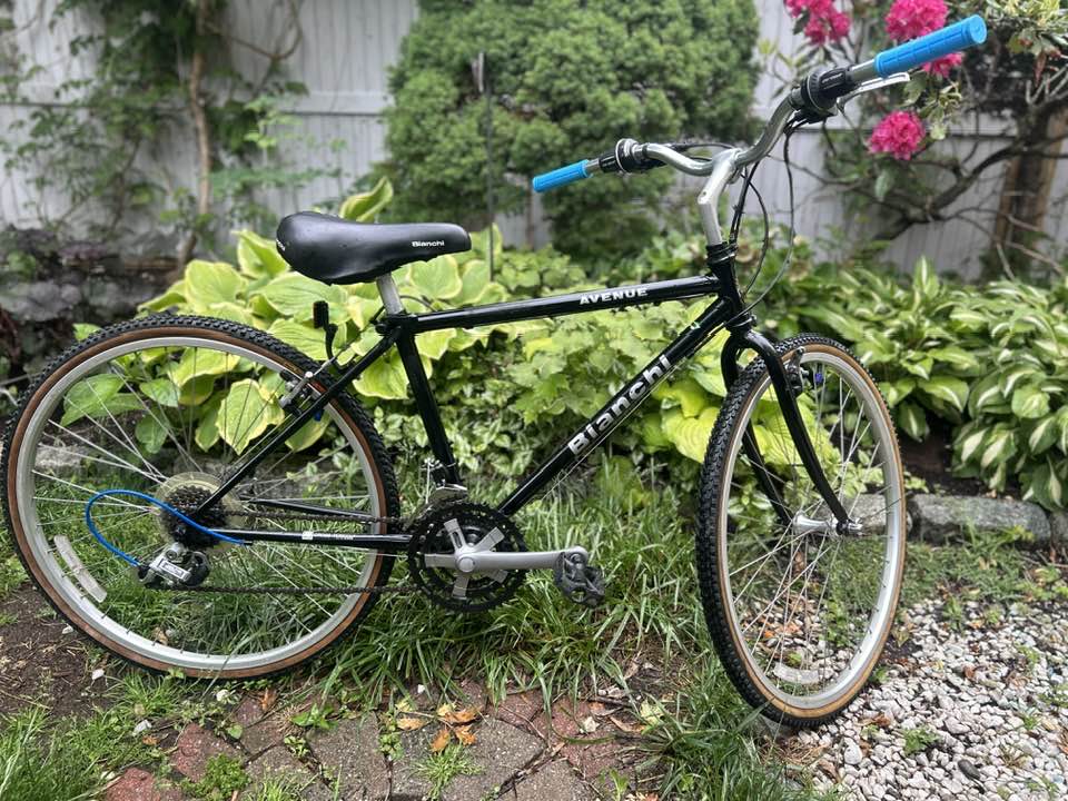 evenflo tire replacement ASY;FRONT WHL SUB ASSY;AERO unité Model:SLXMGL71XG Integral Motorcycle Helmet HJC or any other signs