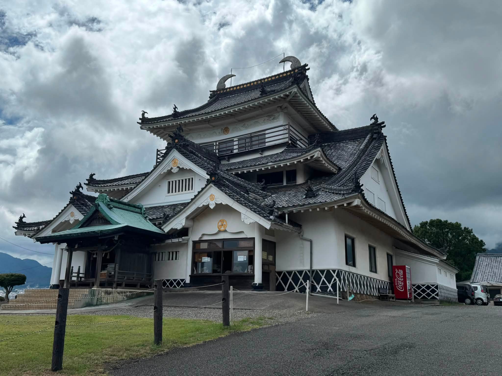 Kifune Castle, Beppu, Ôita Prefecture. 貴船城、別府市、大分県
