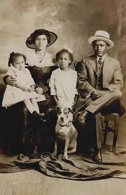 Vintage Photos from 1910