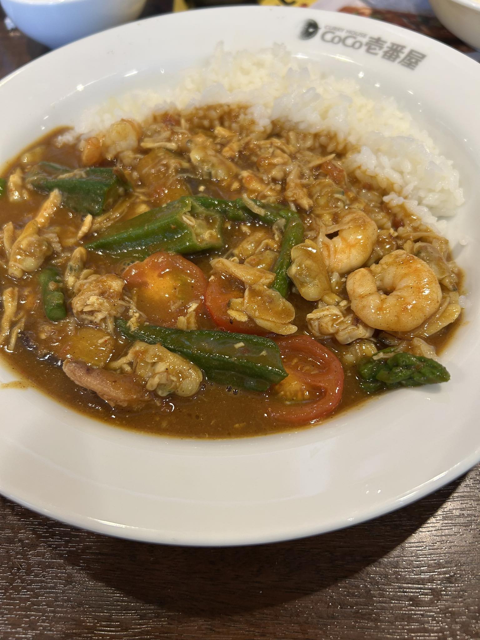 日本🇯🇵 お昼はCoCo壱カレーにしました。 「チキンと夏野菜カレー」 2