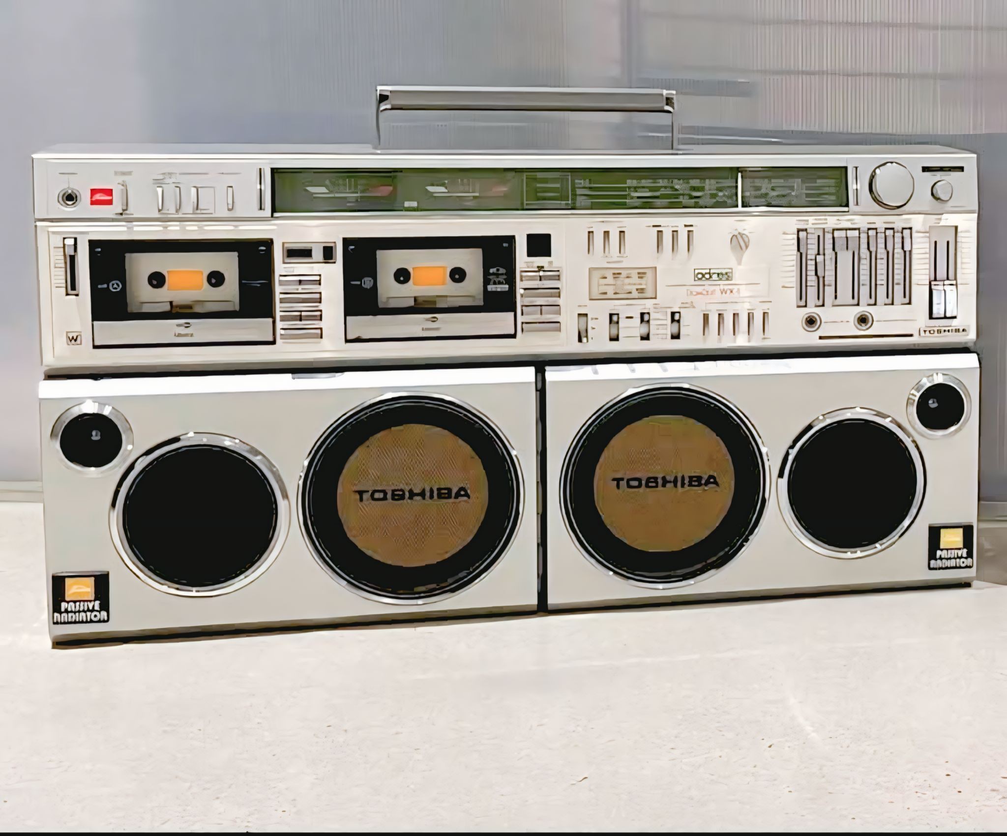 Toshiba RT-S98 Mackenzie (1982)