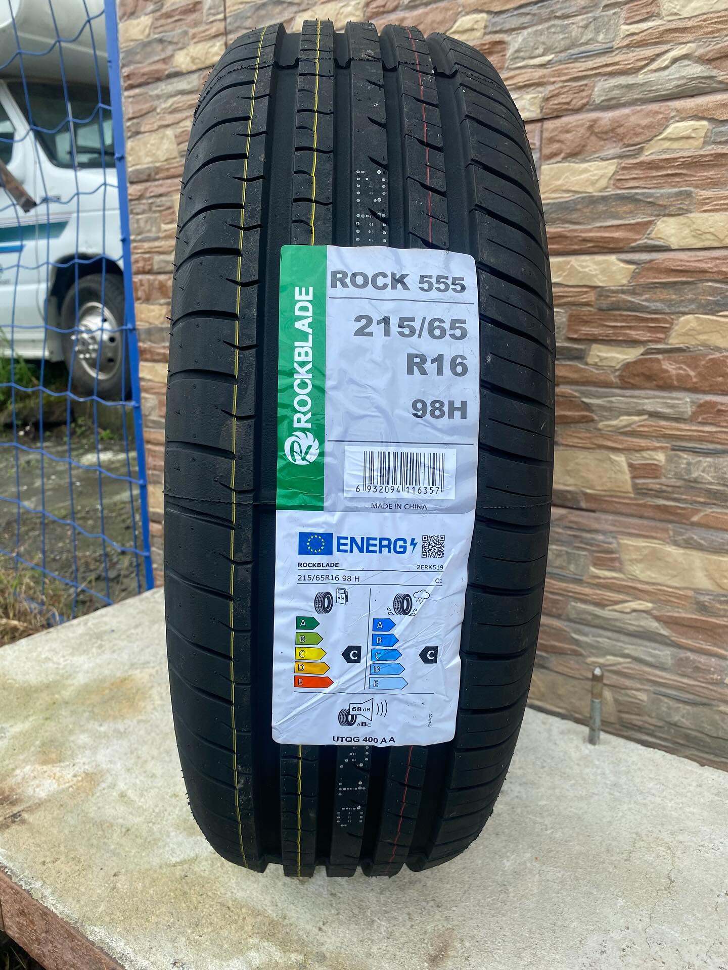 ?215/65/16 Marca Rockblade Precio de oferta ₡ 30.500 c/u aplica 