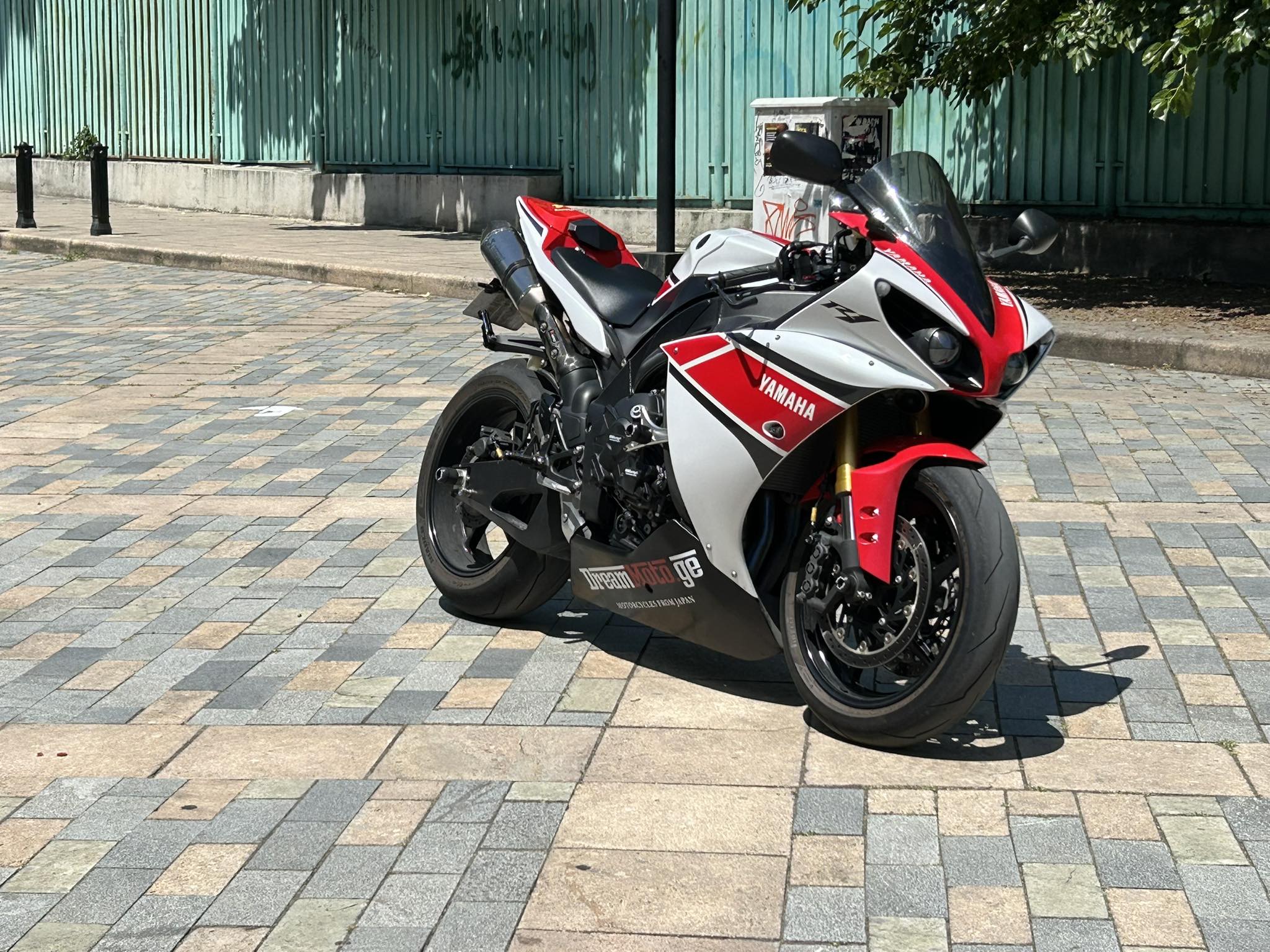 Where to buy 2012 R1 50th anniversary edition body kit?