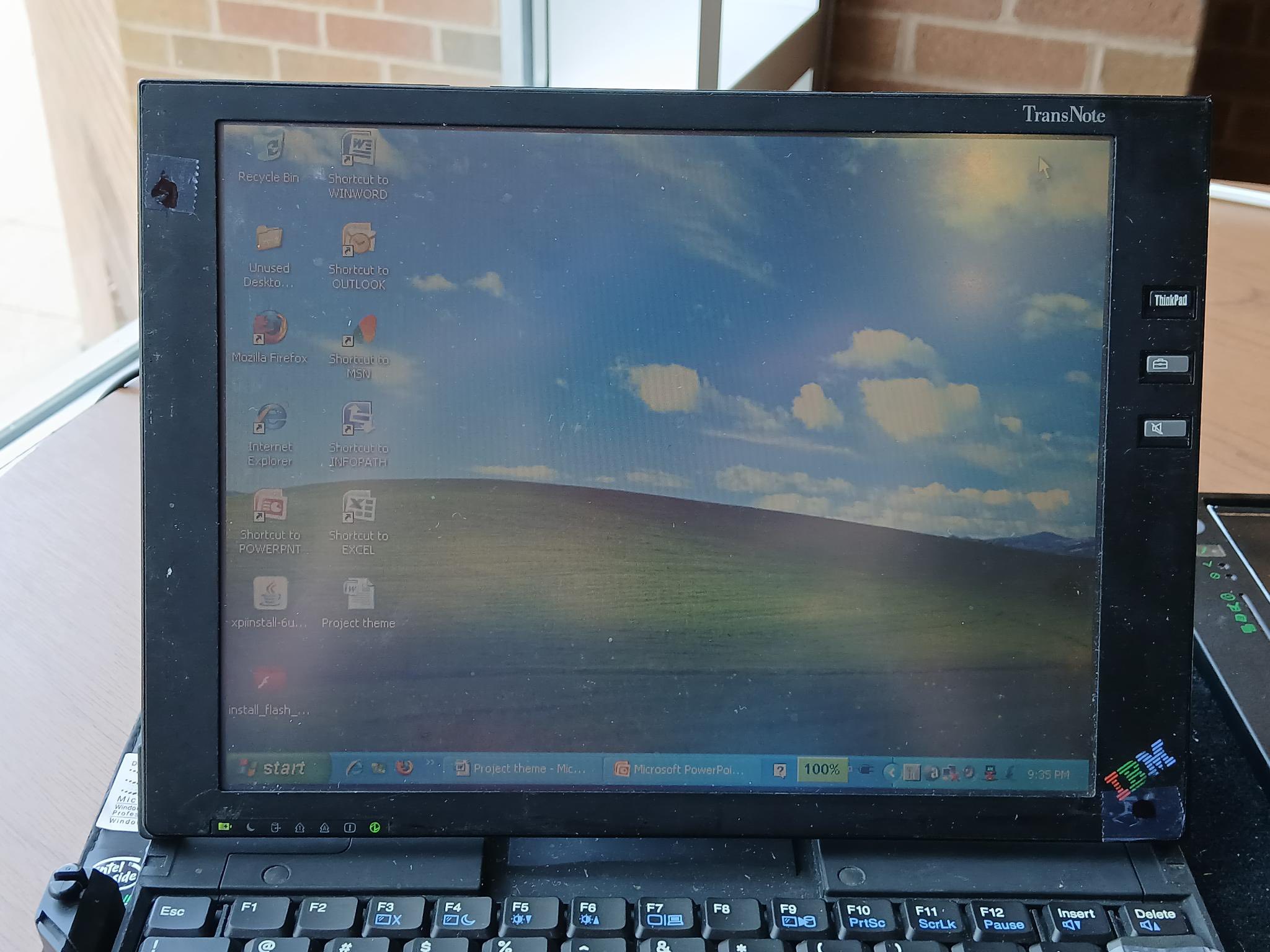 IBM Thinkpad Transnote with Windows XP