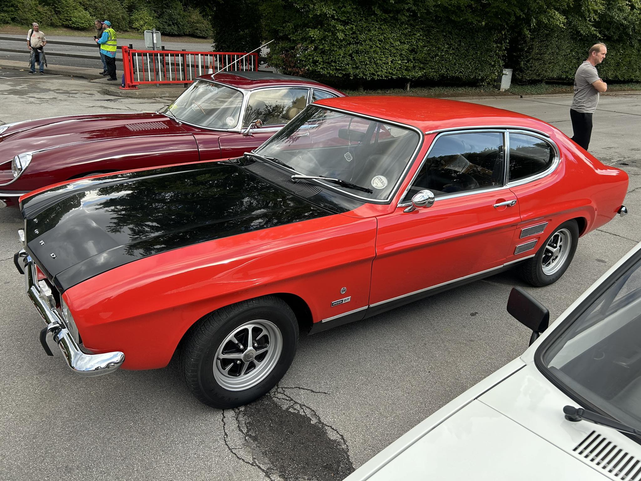 Ford Capri 1700 GT MK I 1970 - Modellino IXO Scala 1:43 - Colore Rosso/Nero