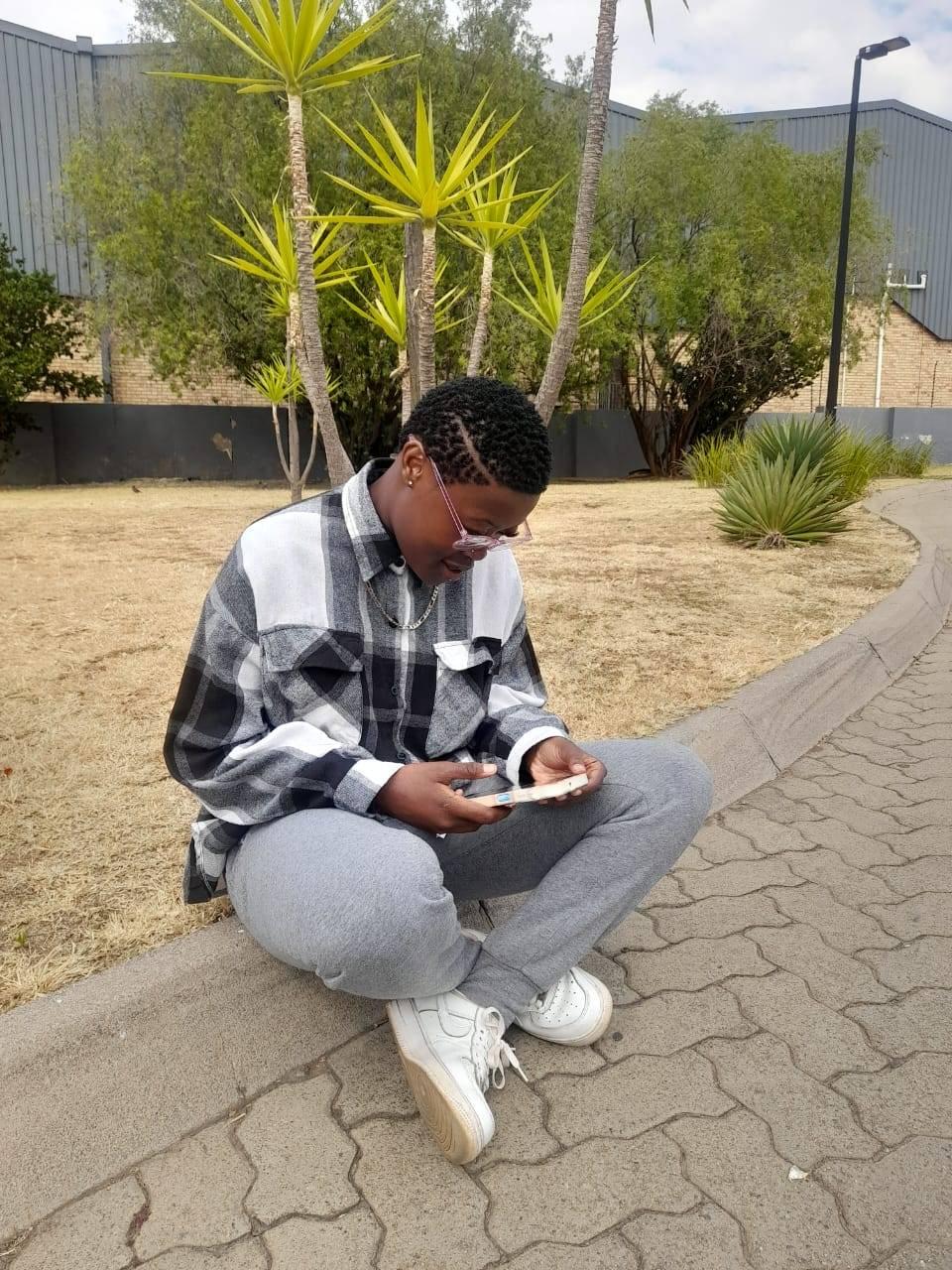 Zanele Mazakazaka