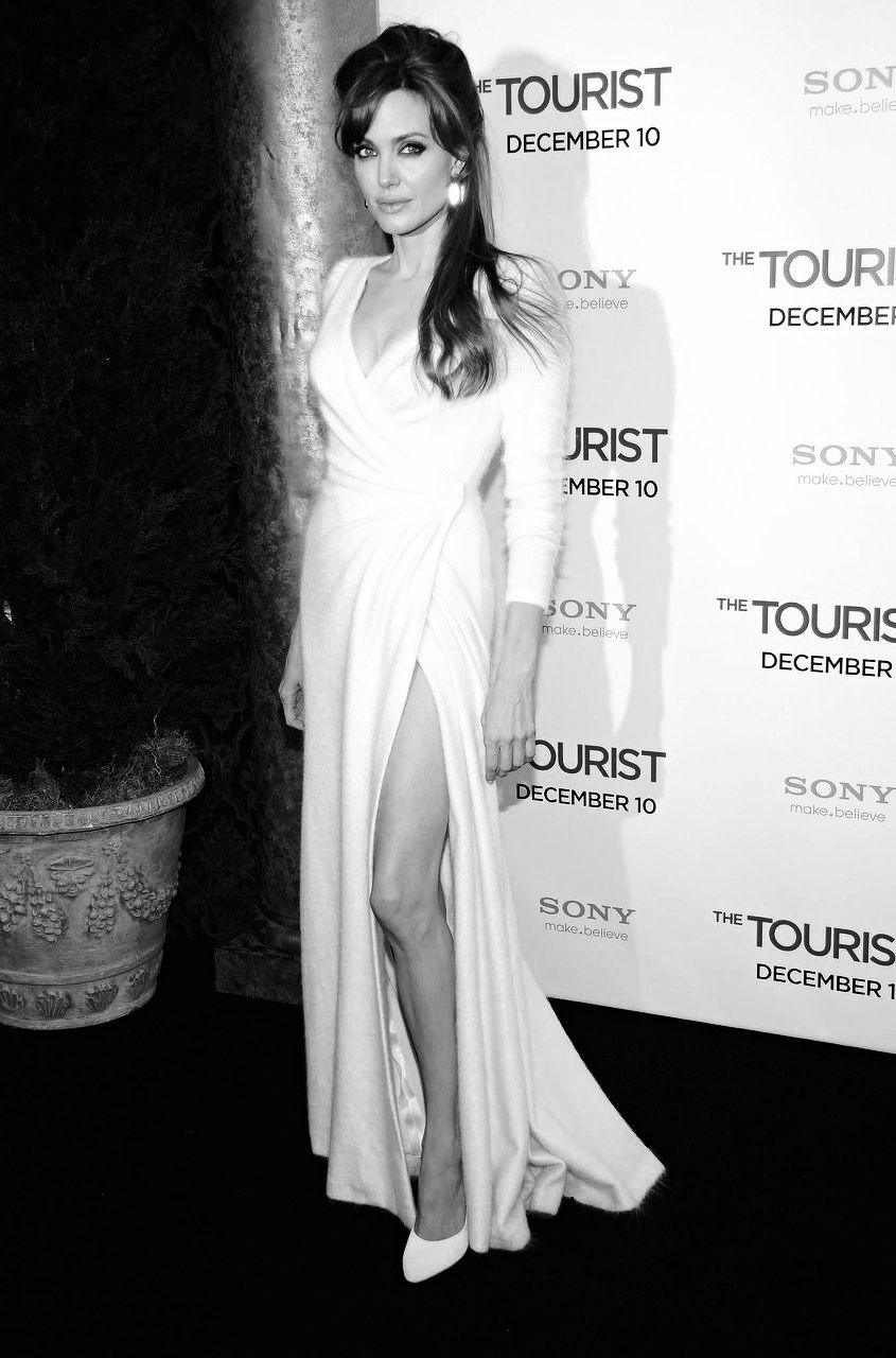angelina jolie the tourist grey dress Colleen Atwood's classic designs for in 'The Tourist' DECNEW_2025