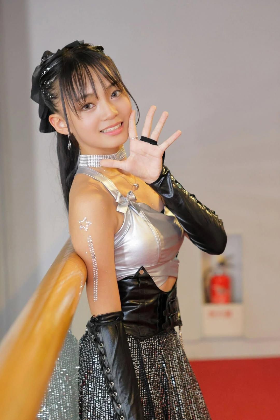 Hoshi Runa - Hoshi Runa added a new photo.