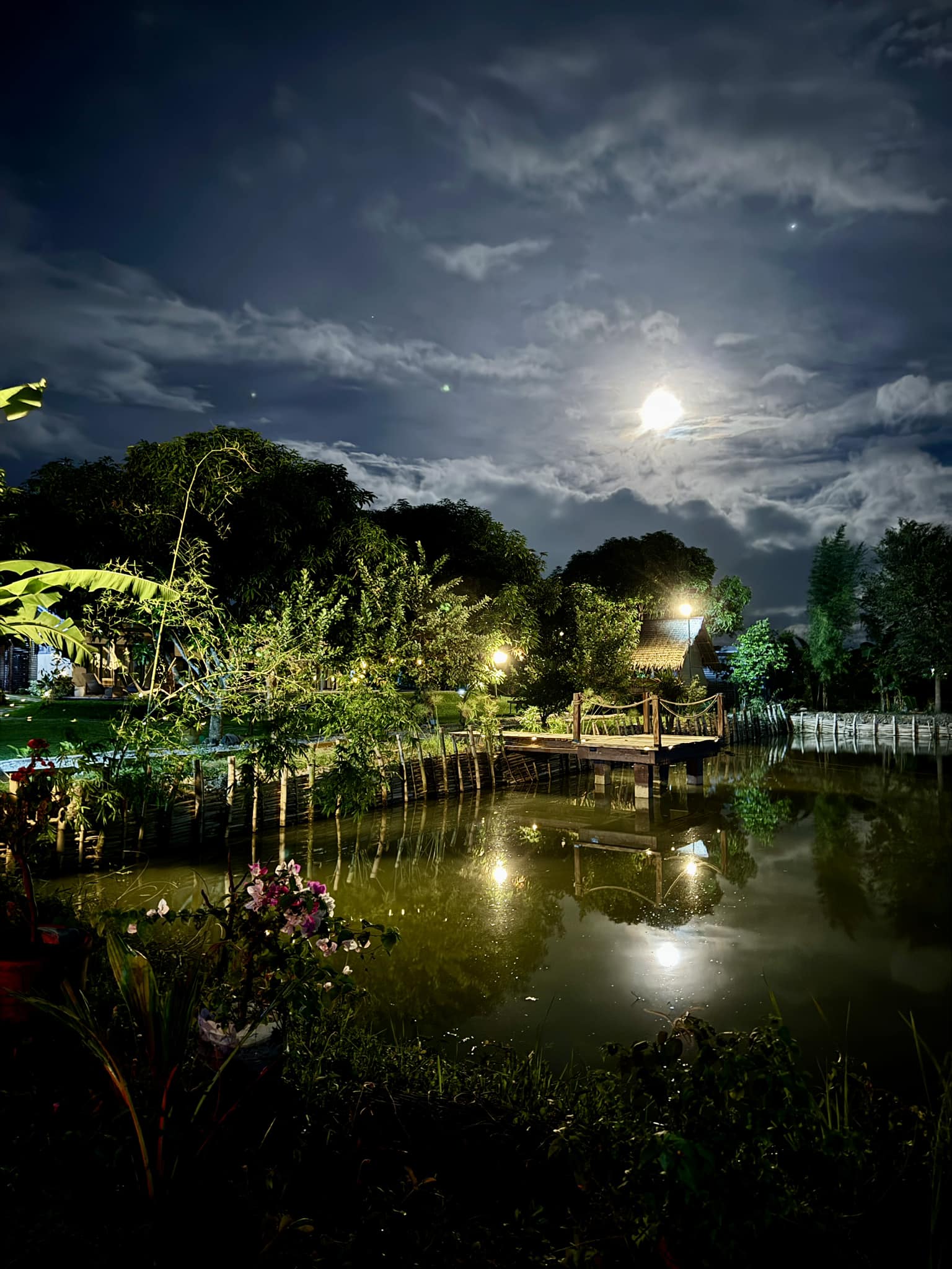 Balay - Lit! 🌕 #BalayArceoResortsEvents #PrivateResortinBulacan # ...