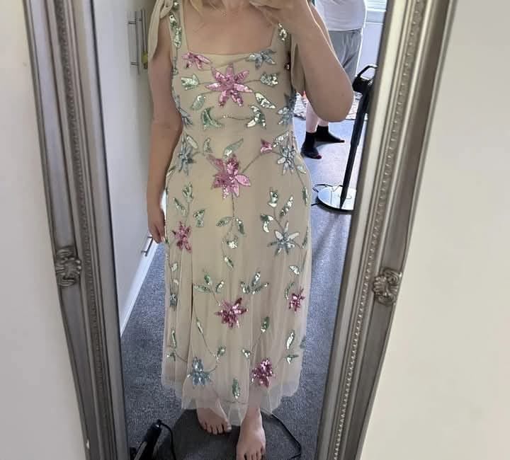beige dress pink shoes Is a formal enough for a wedding? blush pink dress what color shoes