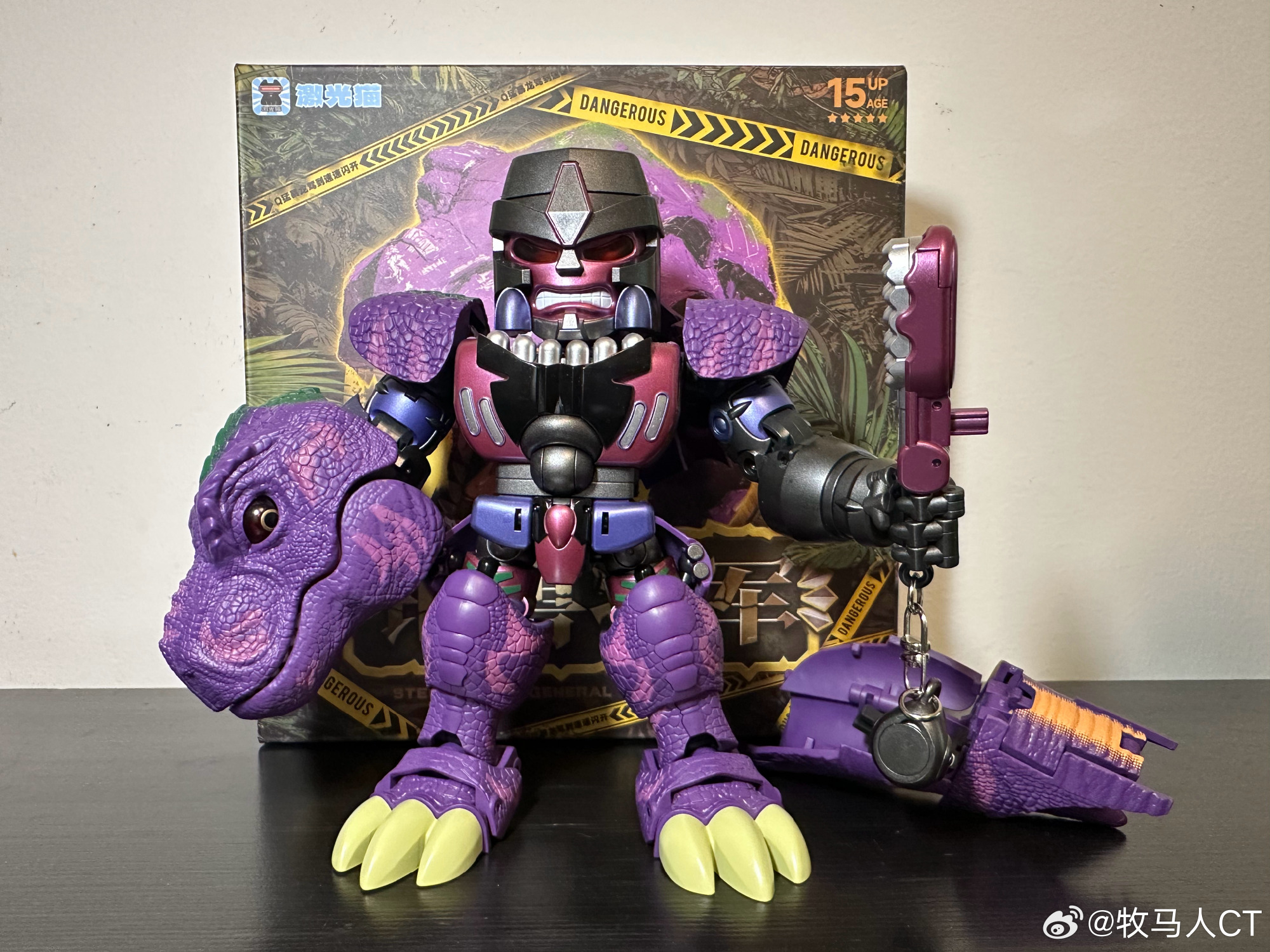 LaserCat Toy JGM-SZ01 Steel Beast General, via 牧马人CT on weibo.