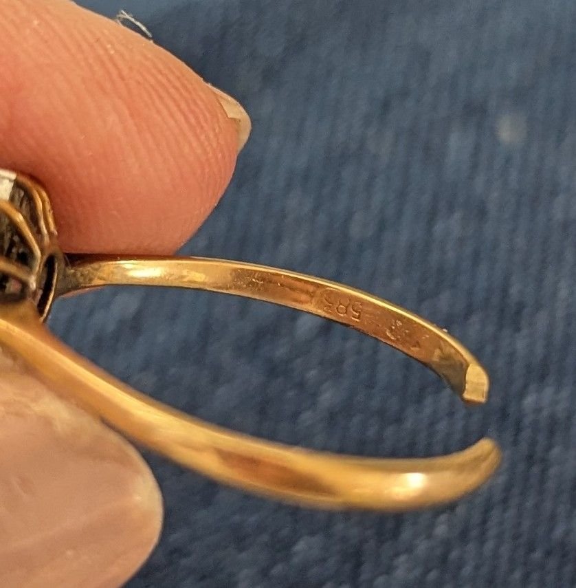 What is a 14k 585 marked ring worth?