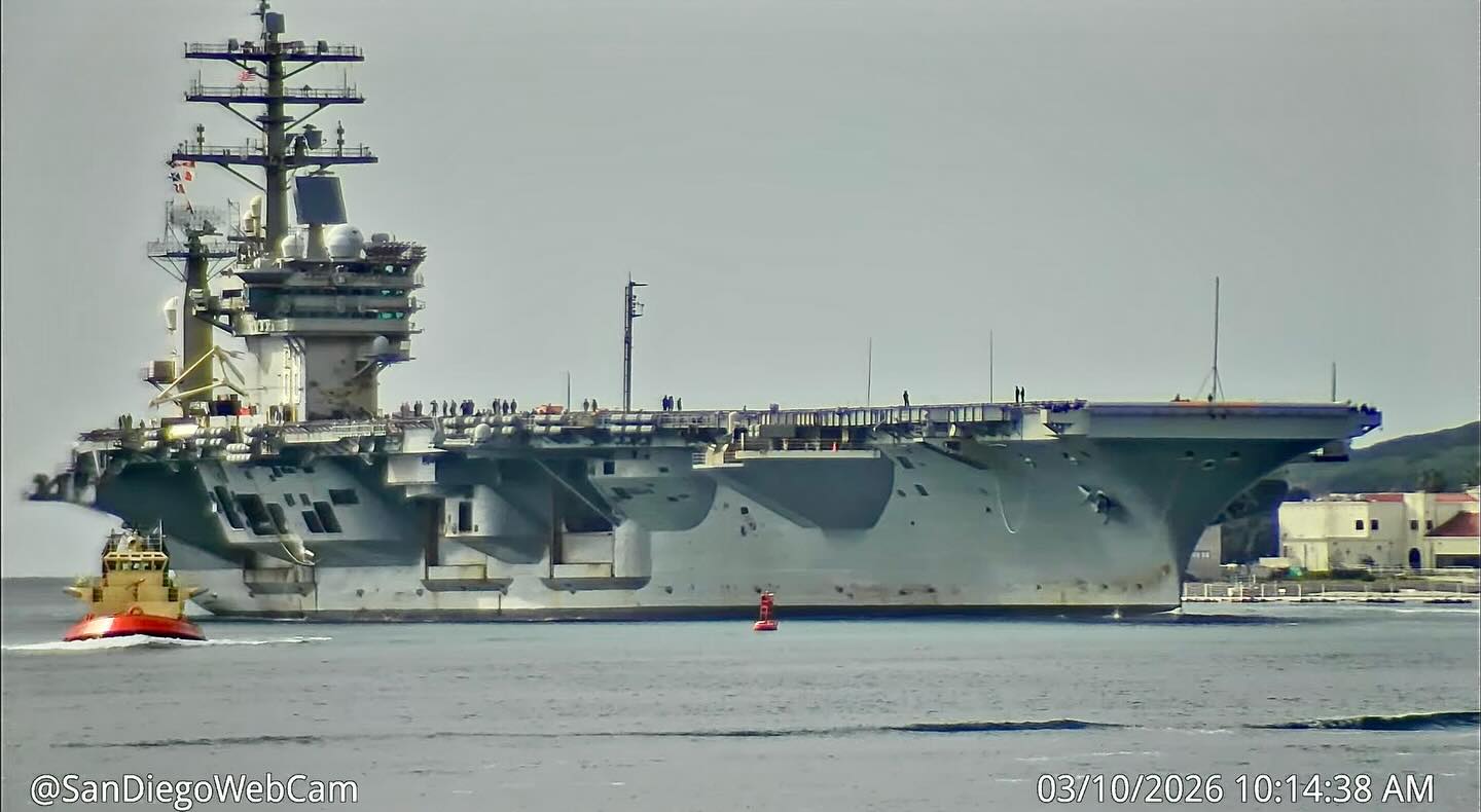 USS Nimitz aircraft carrier arrives in San Diego