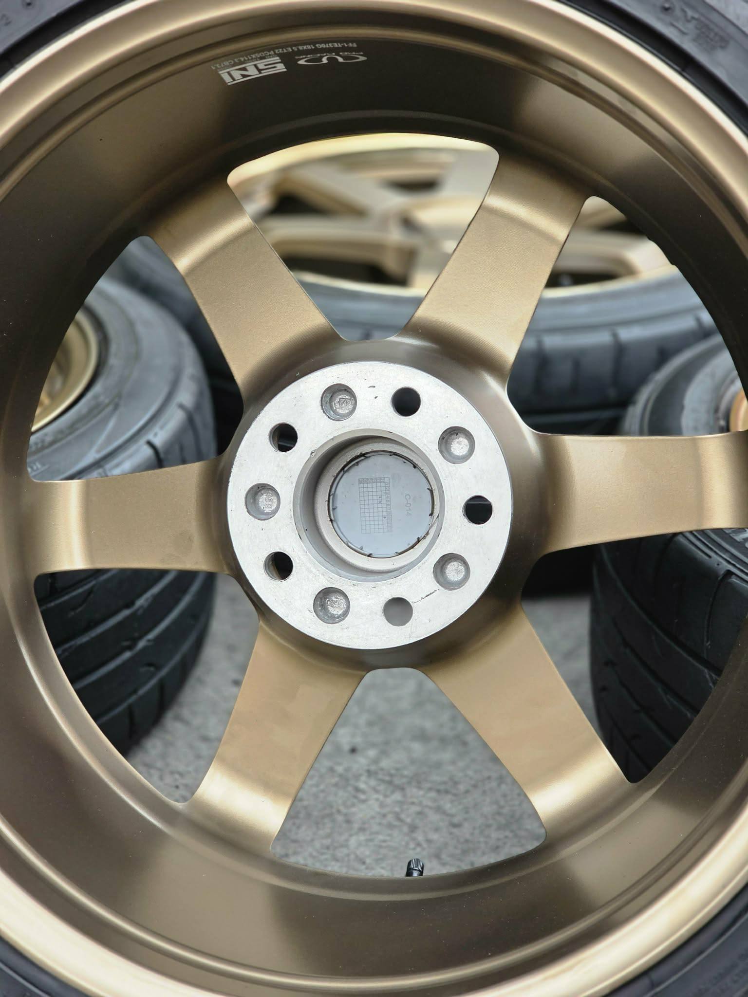 Volkray Te37 18x8.5 wheels with Dunlop Direzza tires for sale