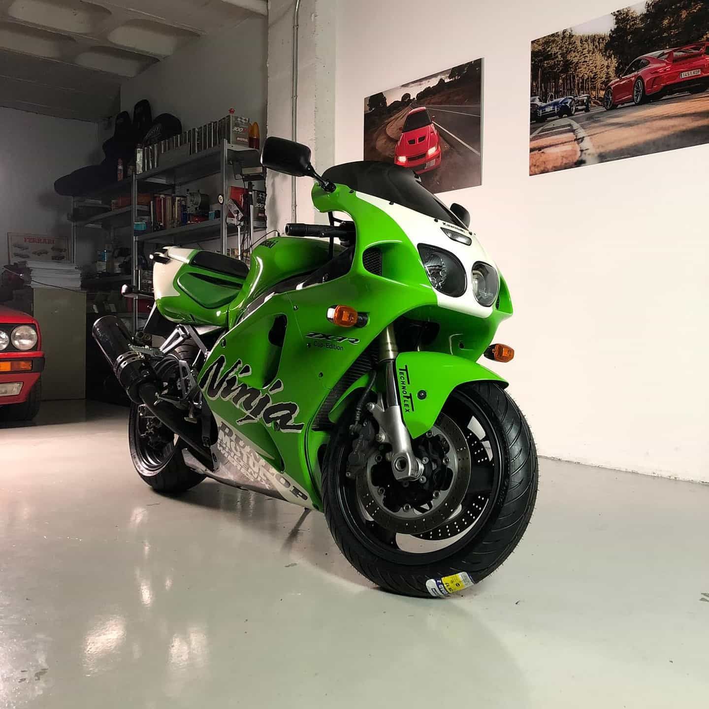 Kawasaki ZX-7R Ninja | Facebook