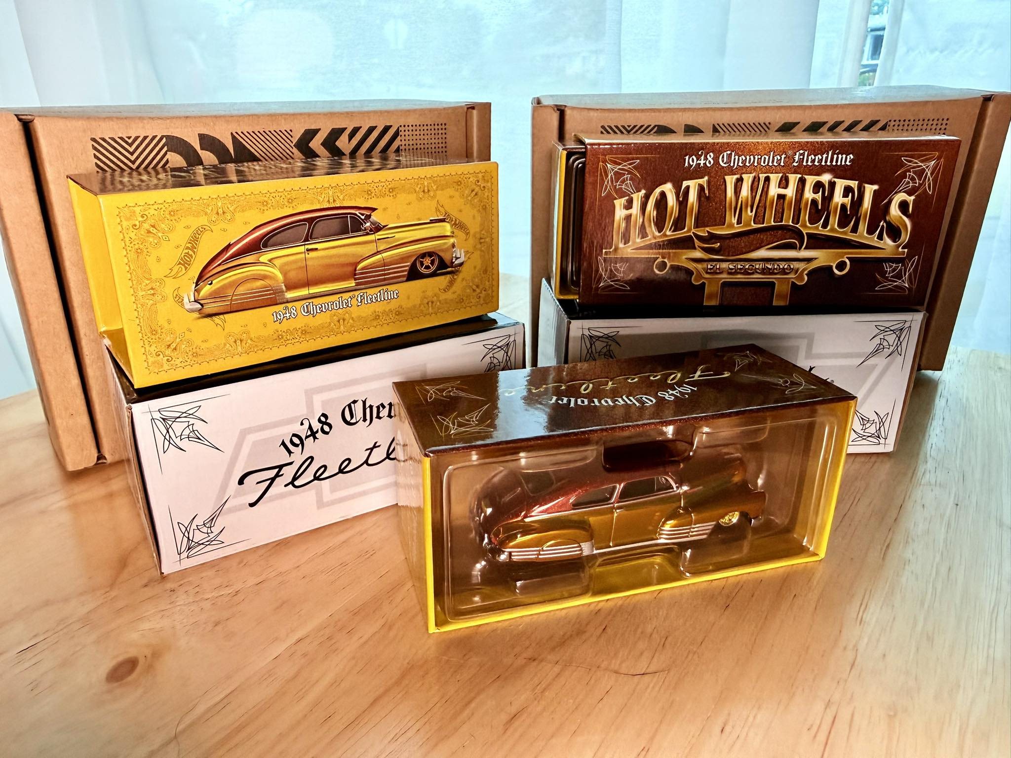Luck was not with me yesterday. I did not score the Hot Wheels RLC