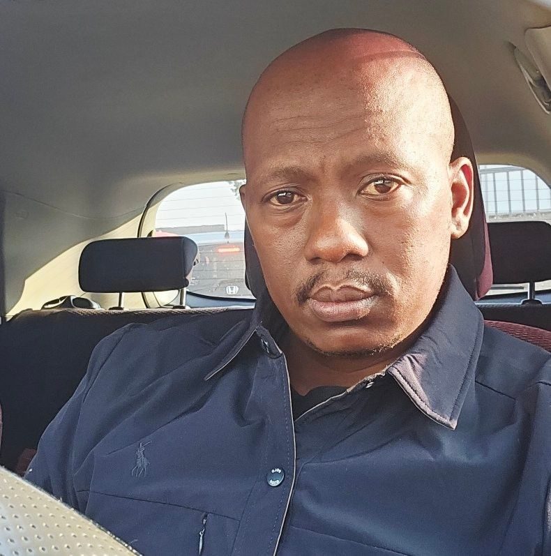 when-i-was-scrolling-i-came-across-this-black-boer-massa-facebook