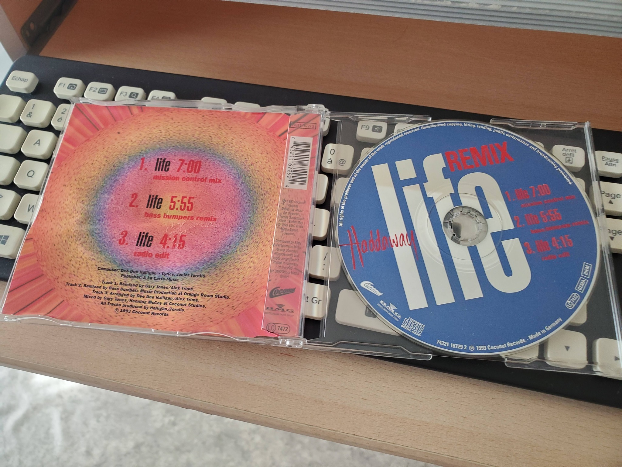 REMIXES　13リミックス収録CD Haddaway　ハダウェイ　Life