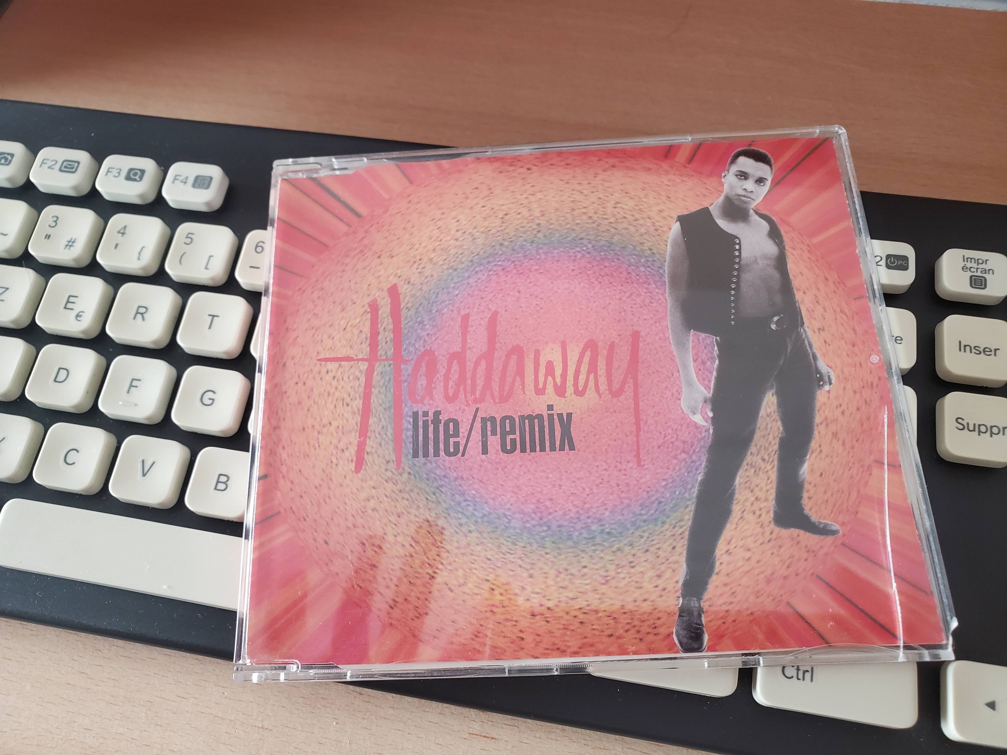 Haddaway　ハダウェイ　Life REMIXES　13リミックス収録CD
