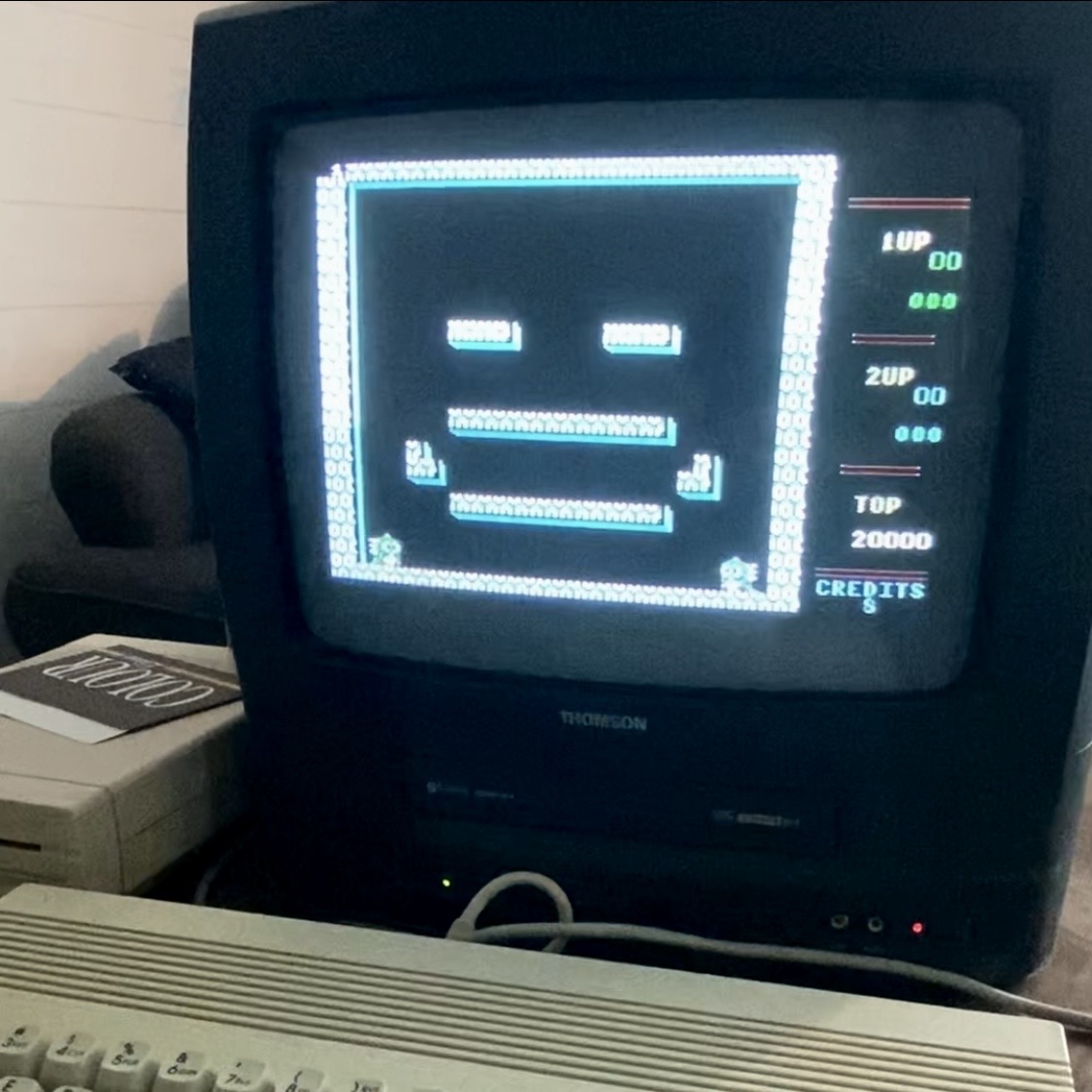 Bubble Bobble C64 remastered with new sprites