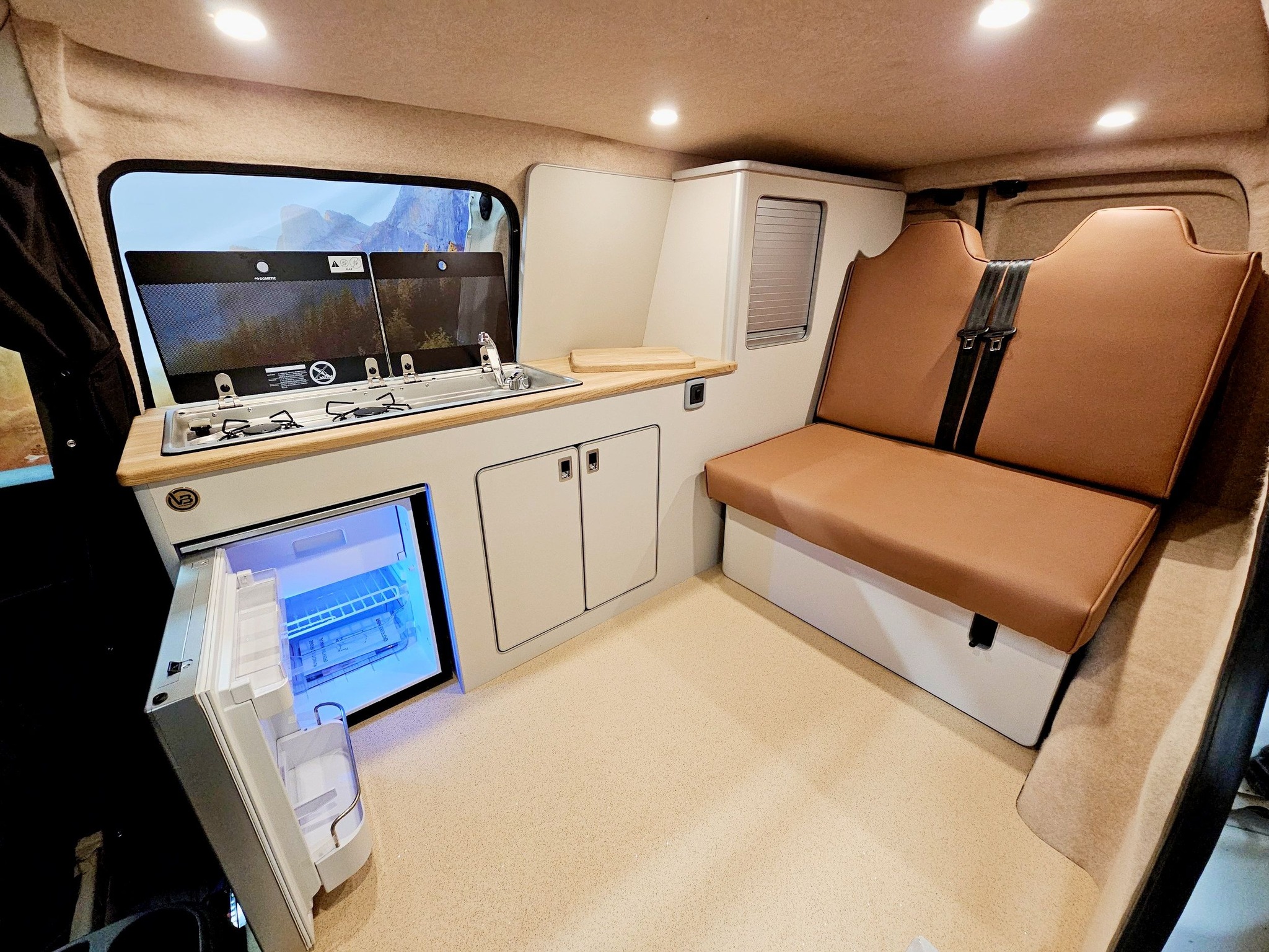 Van Board - 👀🔎🔥 Calling all Caddy Maxi owners and those... | Facebook
