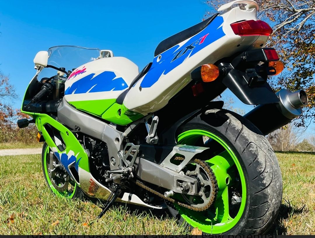 The 1994 Kawasaki Ninja ZX-7 is pure mid-90s race-replica attitude