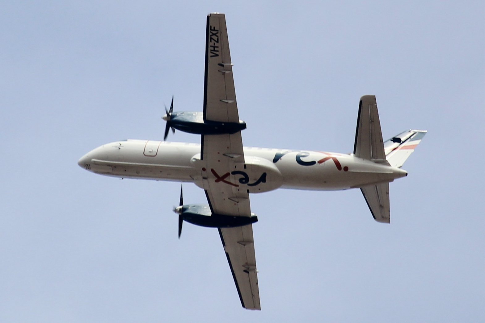 Saab 340B VH-ZXF departing to Sydney