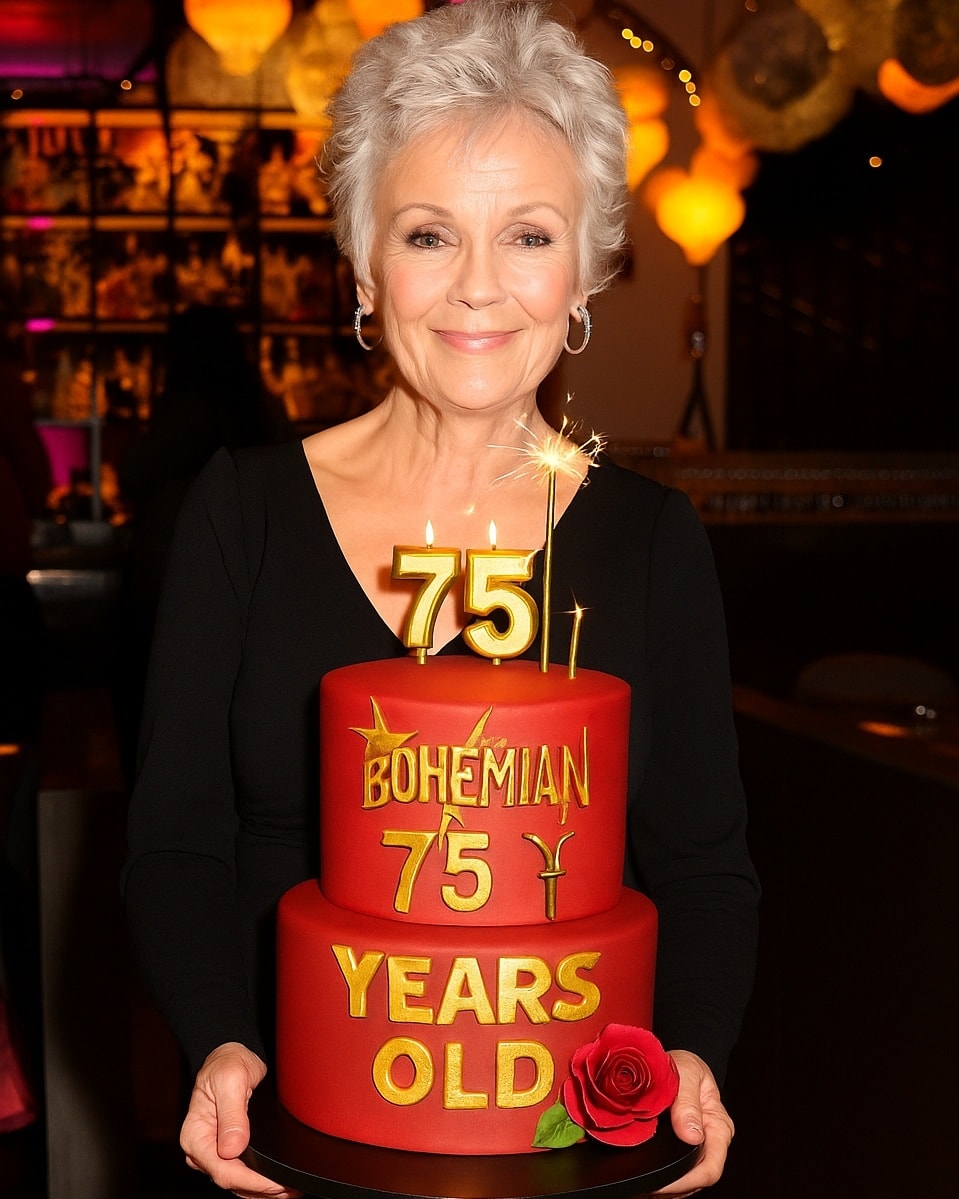 SoCal - Happy 75th birthday to the brilliant Julie Walters! 🎉💐💙🌹🥀 A ...