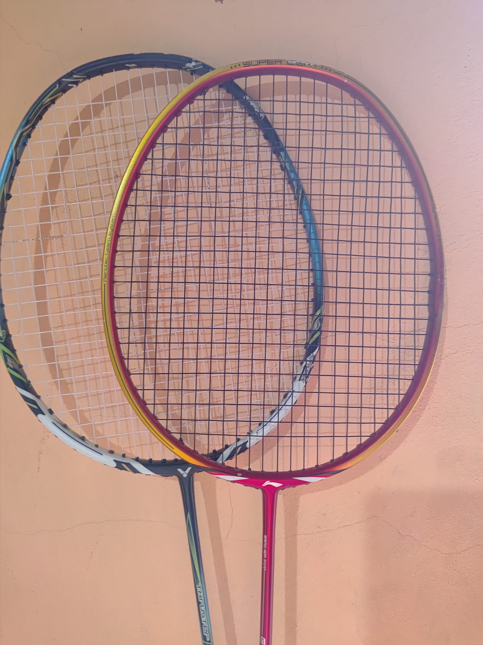 Christmas discount,cock ngam racket 1.VICTOR THRUSTER K 9000 2.LI 