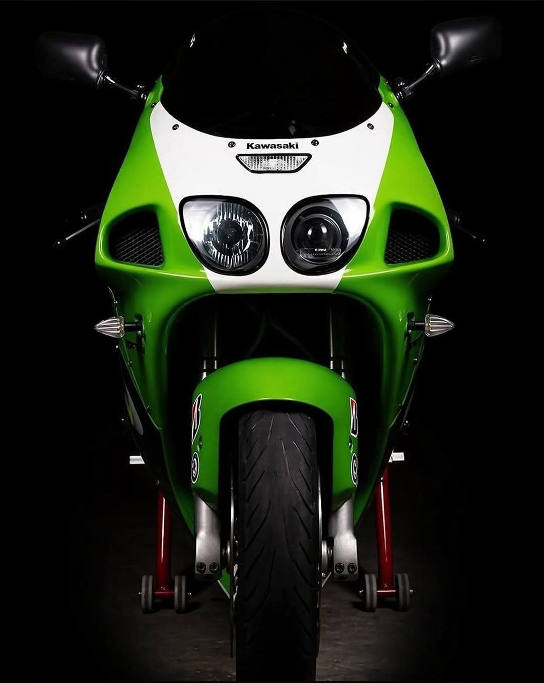 What is the model of this Kawasaki motorcycle?