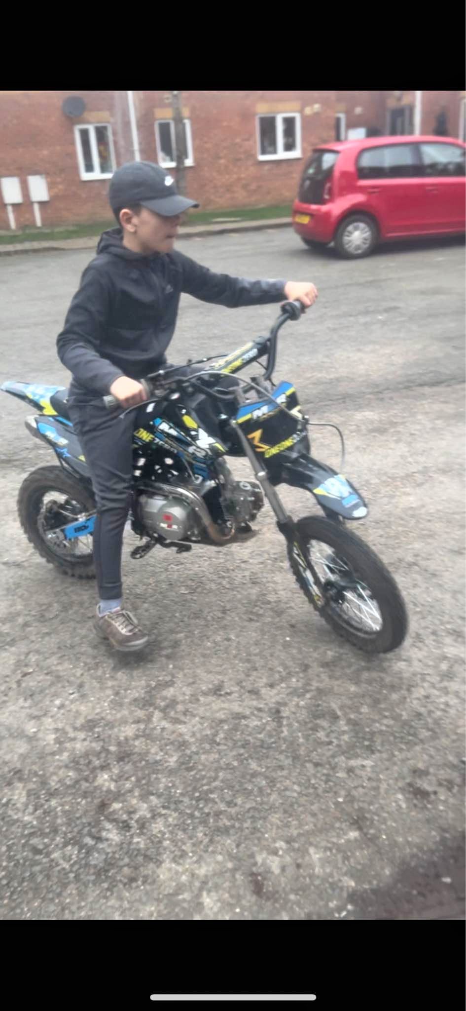 2025 M2R Racing KX110F 110cc PIT BIKE M2R - Motorcycles & Scooters ...