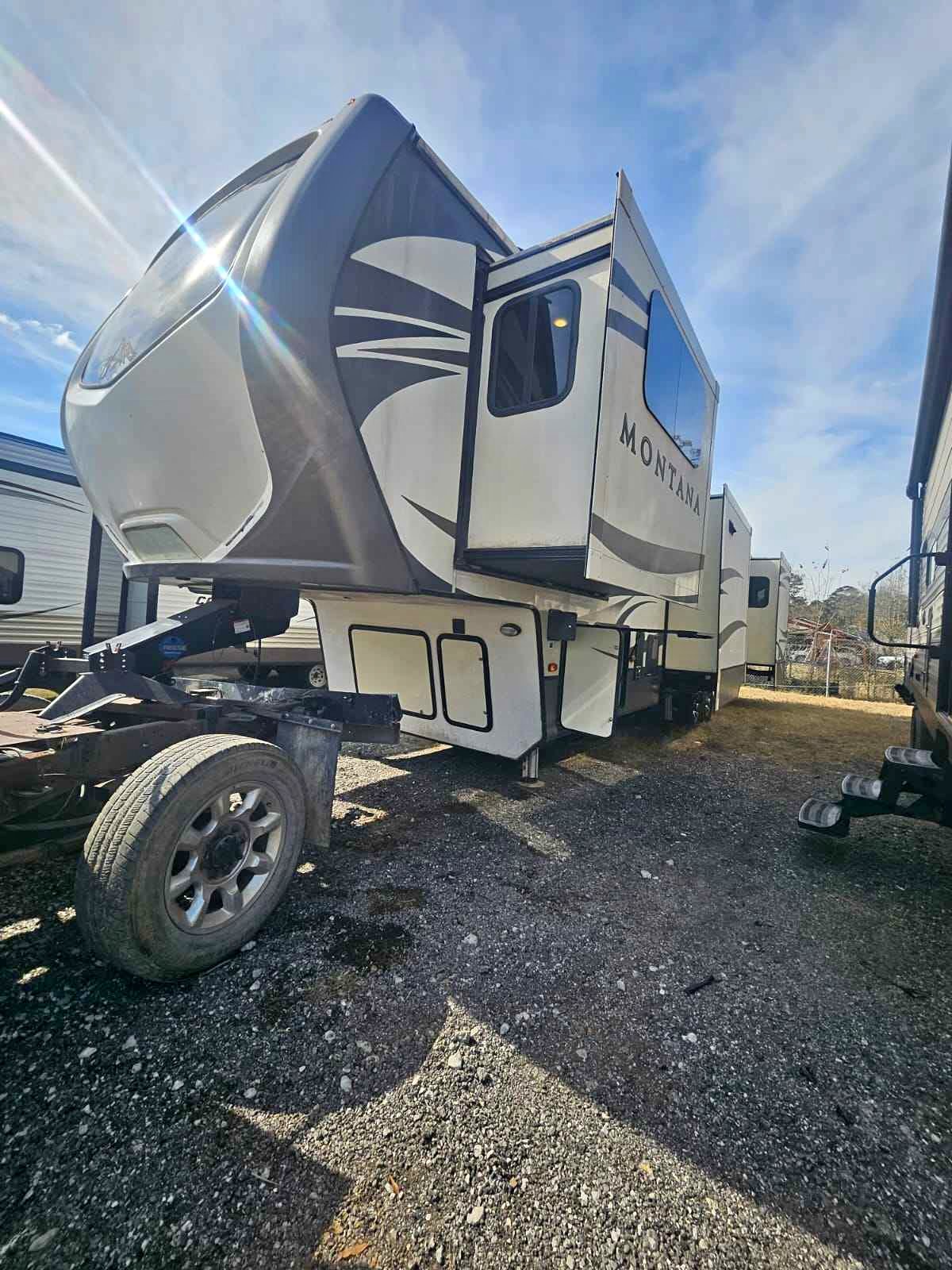 2018 Mansion on wheels 42ft 6 slides! w&d CLEAN TITLE - RVs & Campers ...